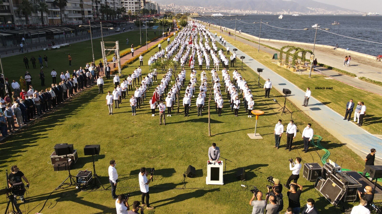 YUNANİSTAN’I KORKUTAN YÜRÜYÜŞ