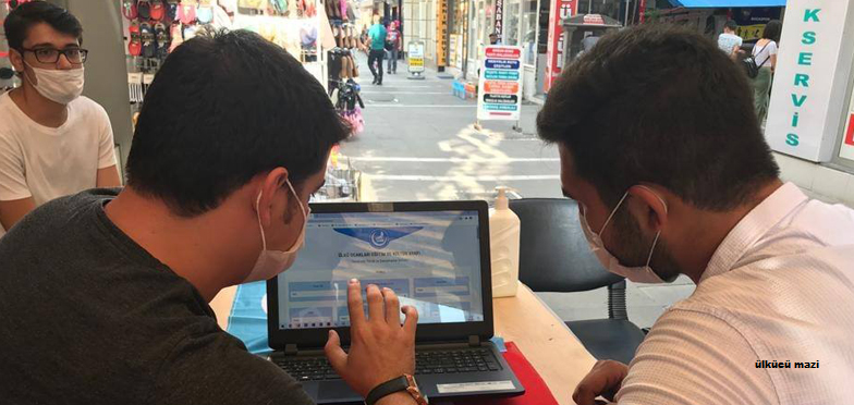 ÜLKÜ OCAKLARI ÜNİVERSİTE TERCİH ROBOTU STANDLARI AÇILDI