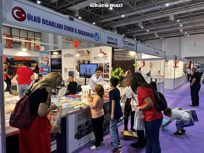 Ülkü Ocakları İzmir İl Başkanlığı Kitap Fuarında Stant Açtı. 2023