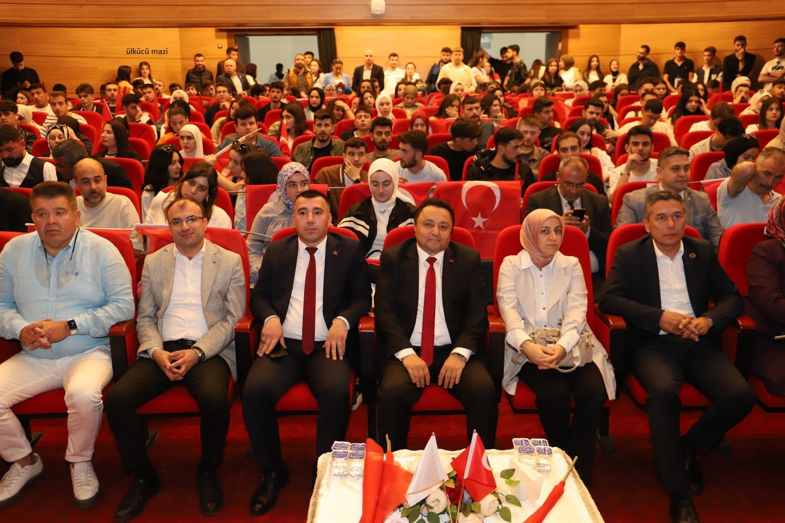 ÜLKÜ OCAKLARI AMASYA İL BAŞKANLIĞI “TÜRK GENÇLİK ŞÖLENİ” DÜZENLEDİ