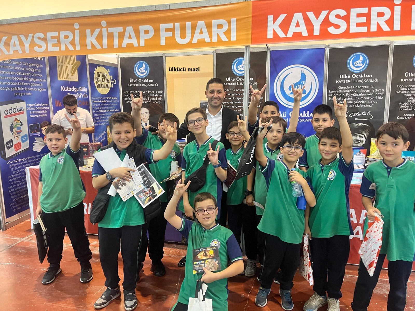 Ülkü Ocakları Kayseri İl Başkanlığı Standına Gençlerin Yoğun İlgisi Devam Ediyor 2024.