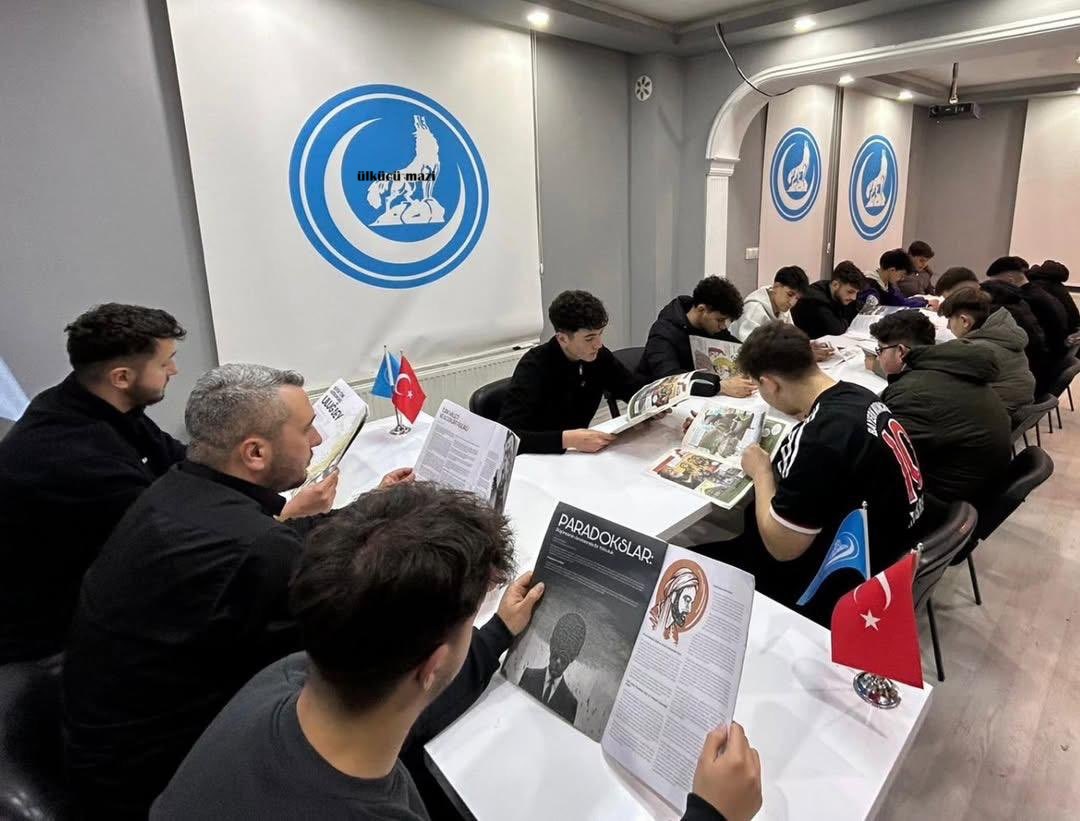 Ülkü Ocakları Antalya İl Başkanlığı Tarafından Kızılelma Ortaöğretim Yarıyıl Gelişim Programı Kapsamında Çeşitli Spor Faaliyetleri, Seminerler ve Kutadgu Bilig Dergisi Okuma Etkinlikleri Gerçekleştirildi. 2025