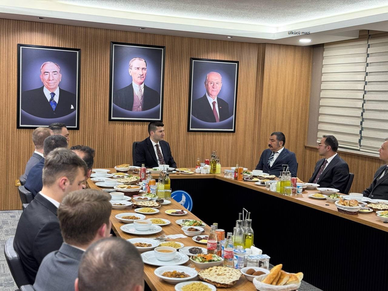 ÜLKÜ OCAKLARI GENEL MERKEZİMİZDE ESKİŞEHİR, YOZGAT, AMASYA, TOKAT VE SAKARYA İL BAŞKANLARIMIZIN KATILIMIYLA İFTAR PROGRAMI GERÇEKLEŞTİRİLDİ.2025