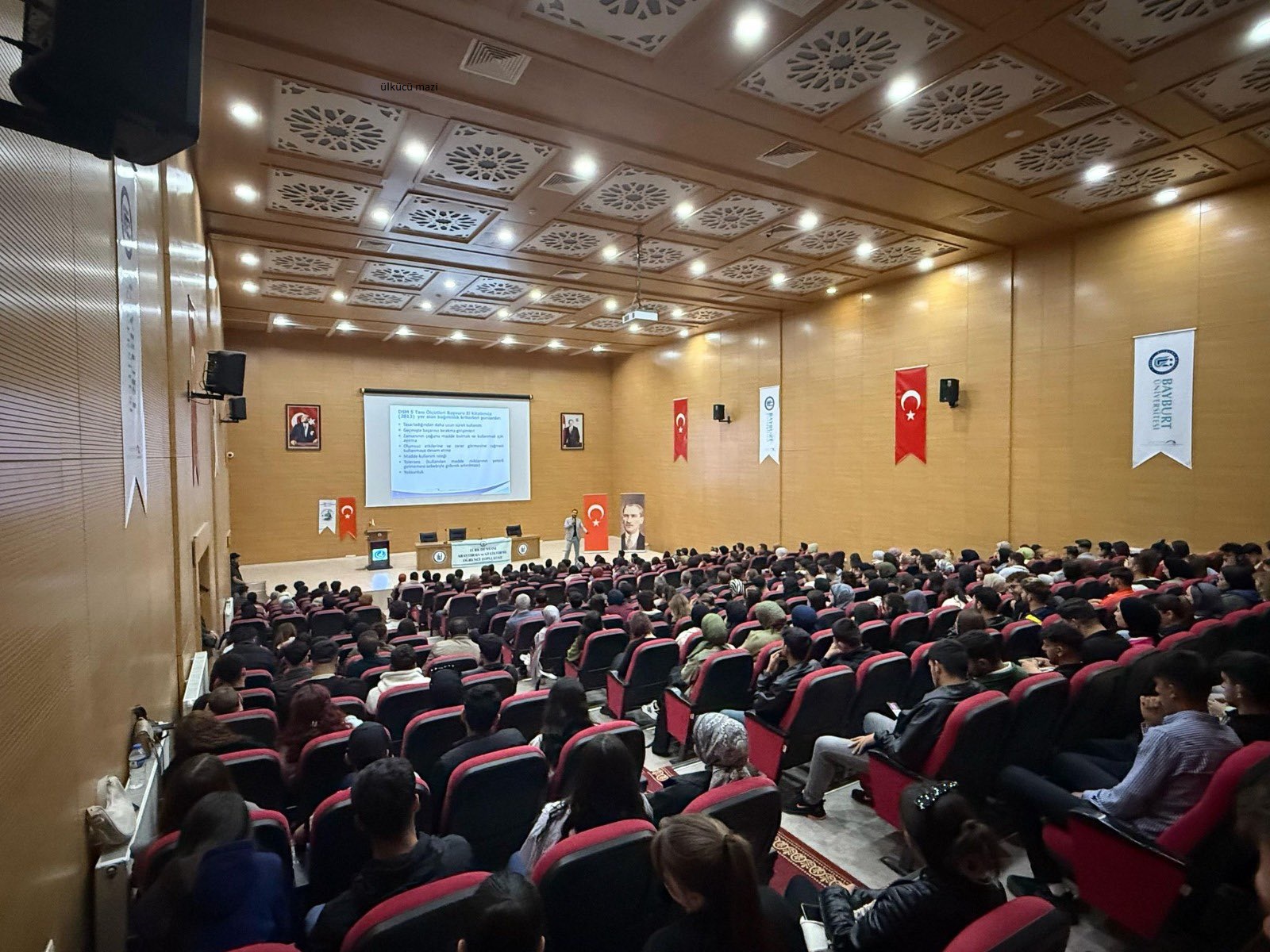 Ülkü Ocakları Bayburt İl Başkanlığı Tarafından Bayburt Üniversitesi’nde “Ekran Bağımlılığı ile Mücadele” Konulu Konferans Düzenlendi.